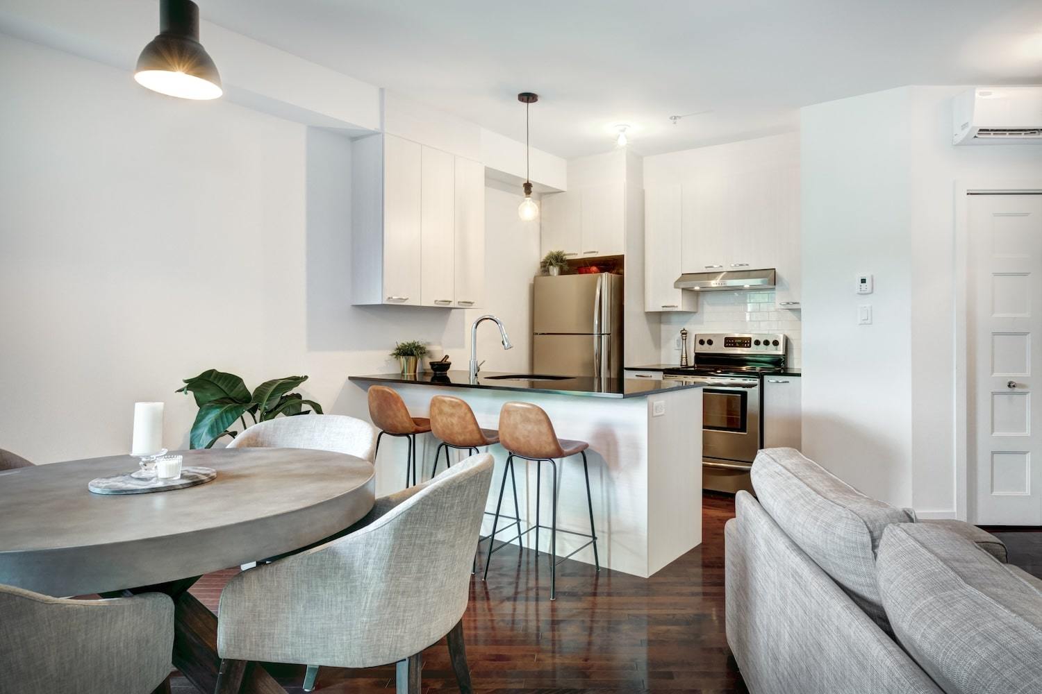 community-2 Image 12